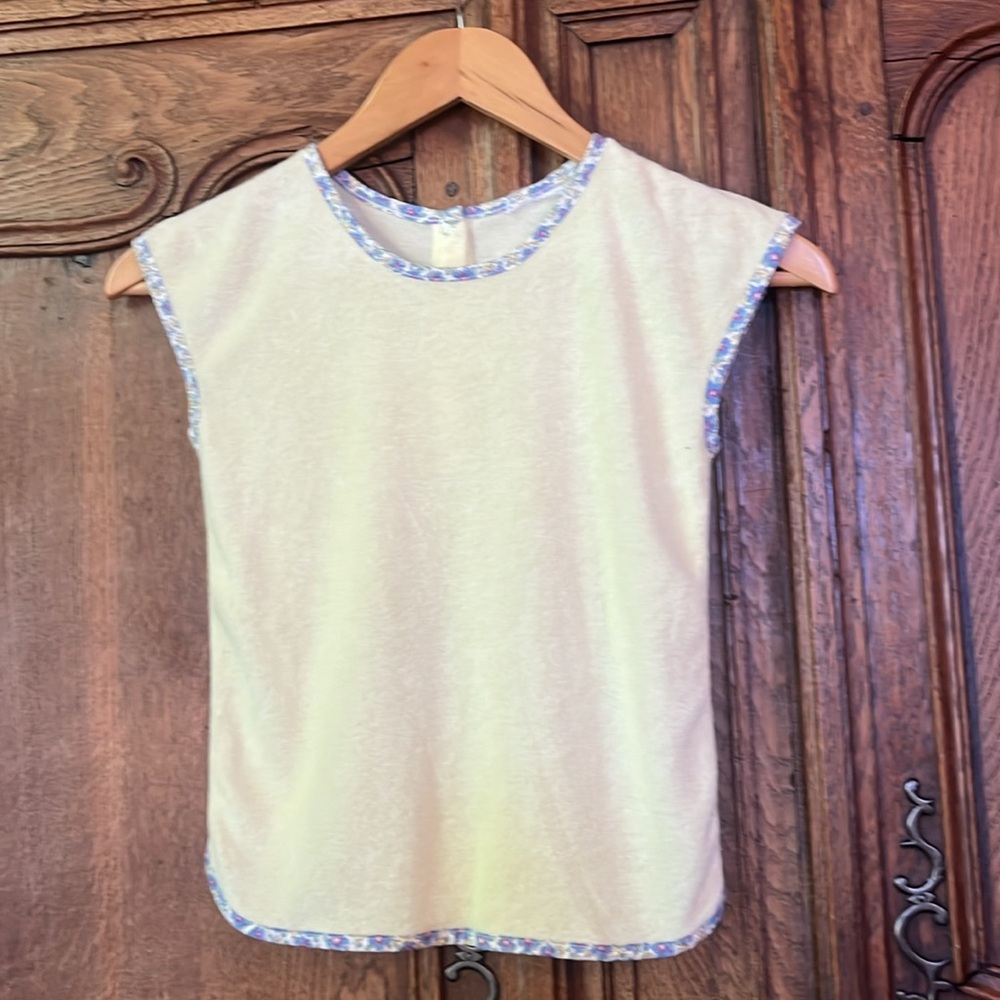 GRACE & JAMES YELLOW TERRY CLOTH 2-PIECE OUTFIT - Picture 4 of 10